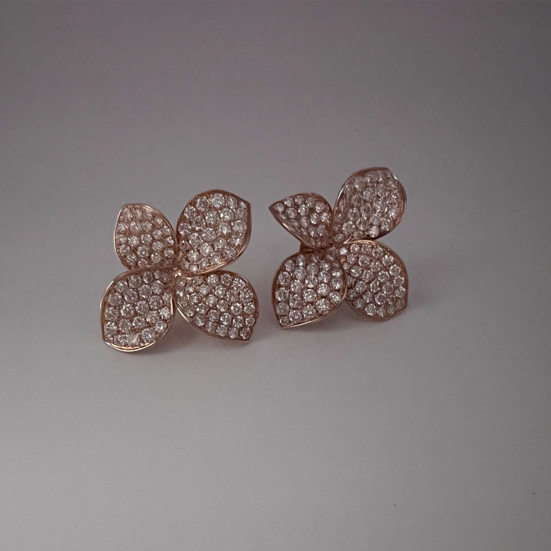 Rose Gold 18k Flower Post Earrings